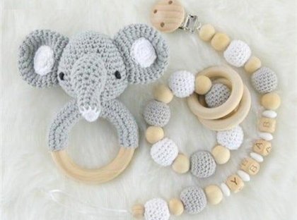 • Pacifier chains & rattles